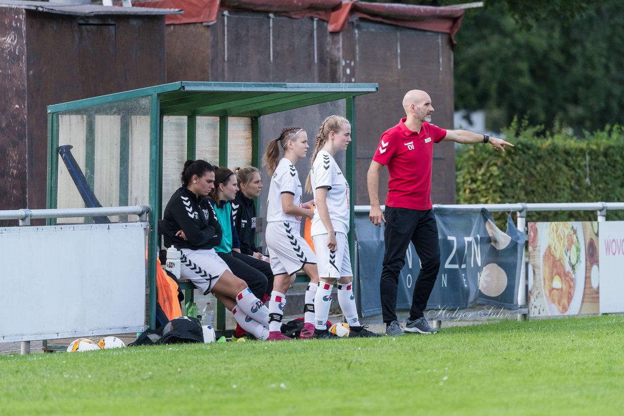 Bild 197 - F SV Henstedt Ulzburg II - SSC Hagen Ahrensburg : Ergebnis: 0:4